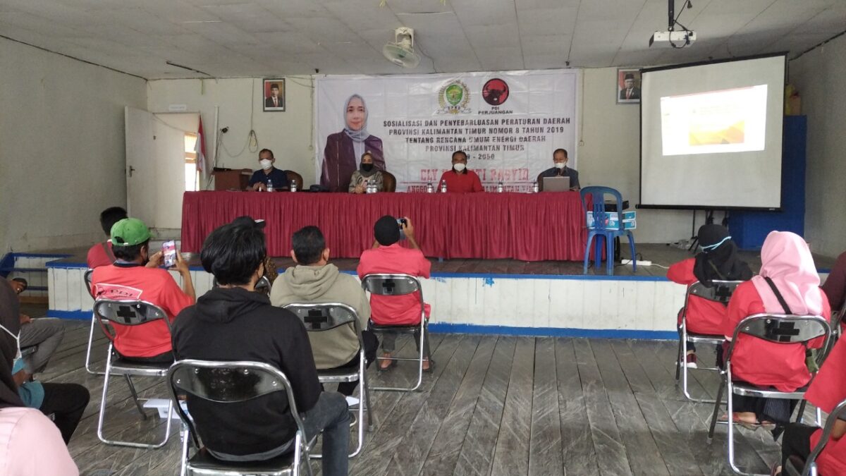 Sosper Wakil Ketua Komisi IV DPRD Kaltim Ely Hartati Rasyid di Desa Kembang Janggut, Kutai Kartanegara pada 28 Agustus 2021. (Ist)