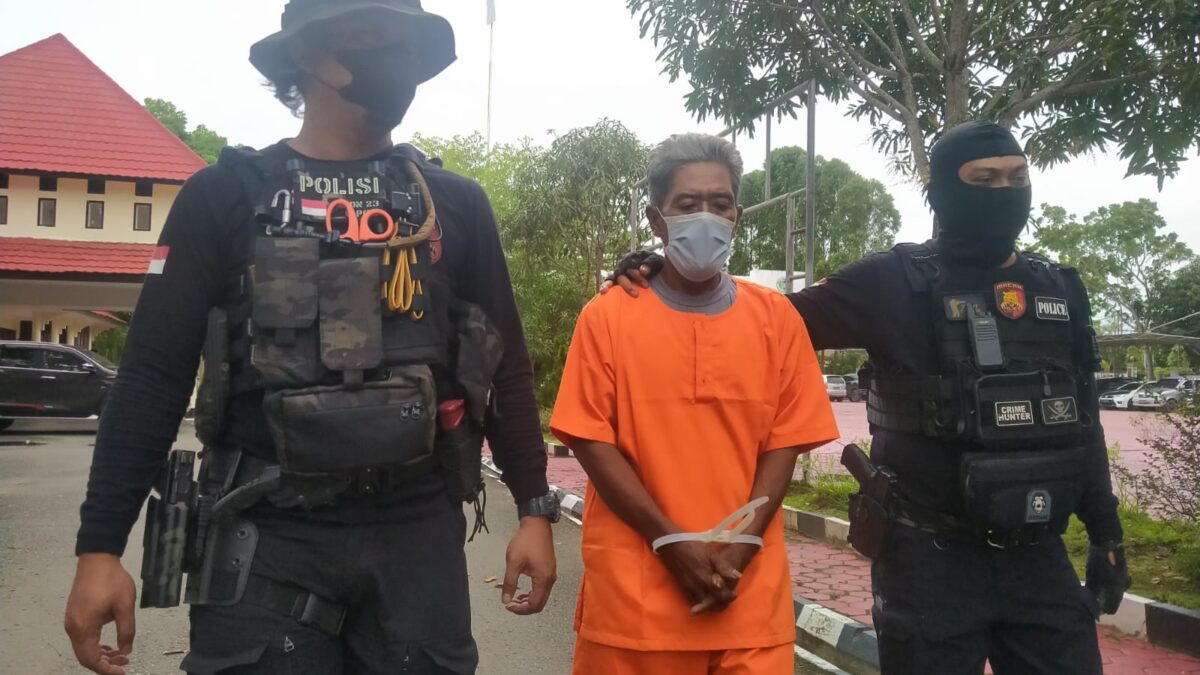 BG (66), pelaku pembunuhan di Gang Assadiyah diamankan Polisi. (Istimewa)