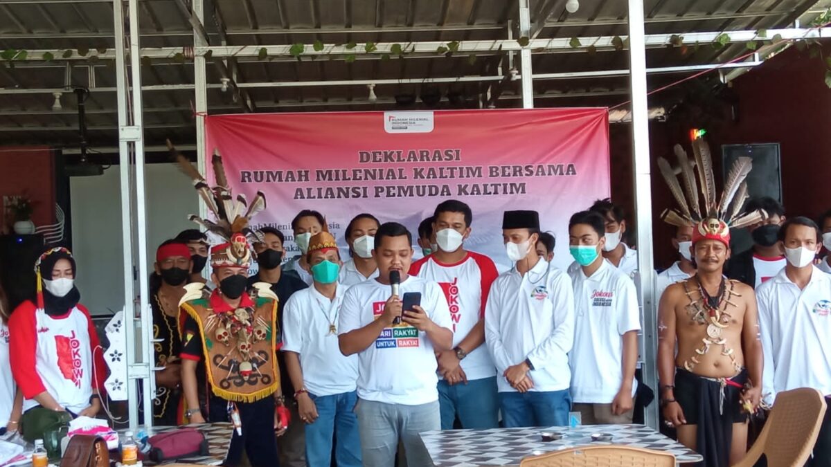 RMI Wilayah Kaltim bersama Aliansi Pemuda Kaltim usai melakukan deklarasi