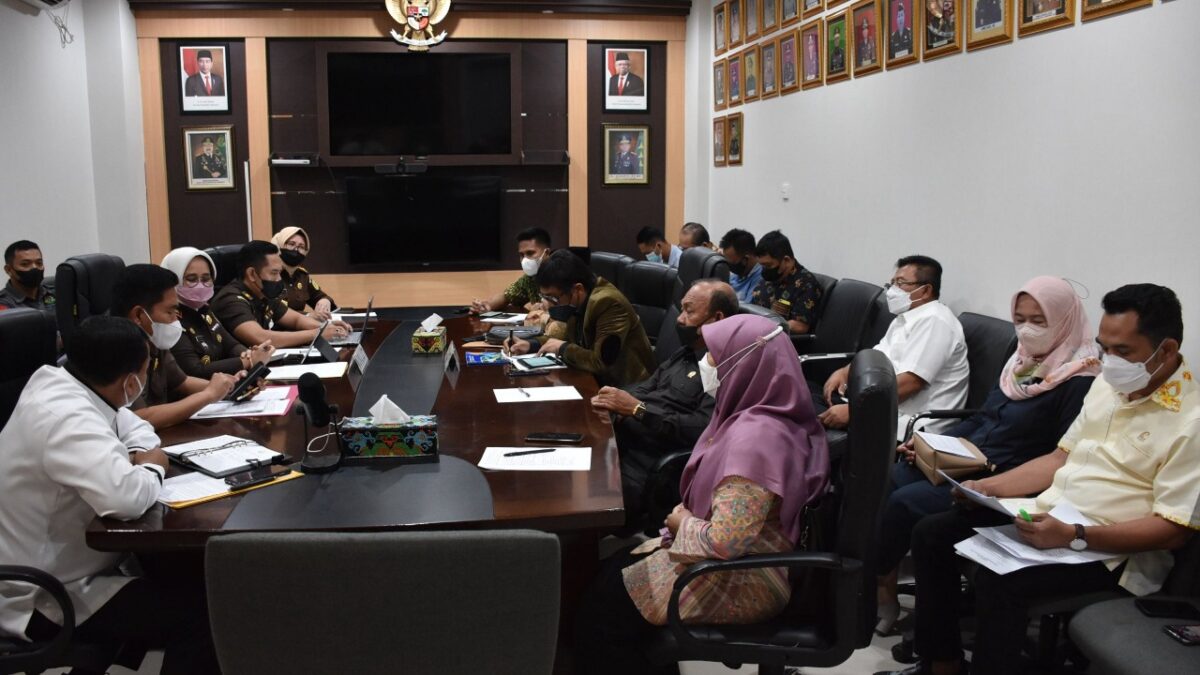 Suasana Rapat Konsultasi Pansus LKPj bersama Kejaksaan Tinggi Kaltim (Humas DPRD Kaltim)