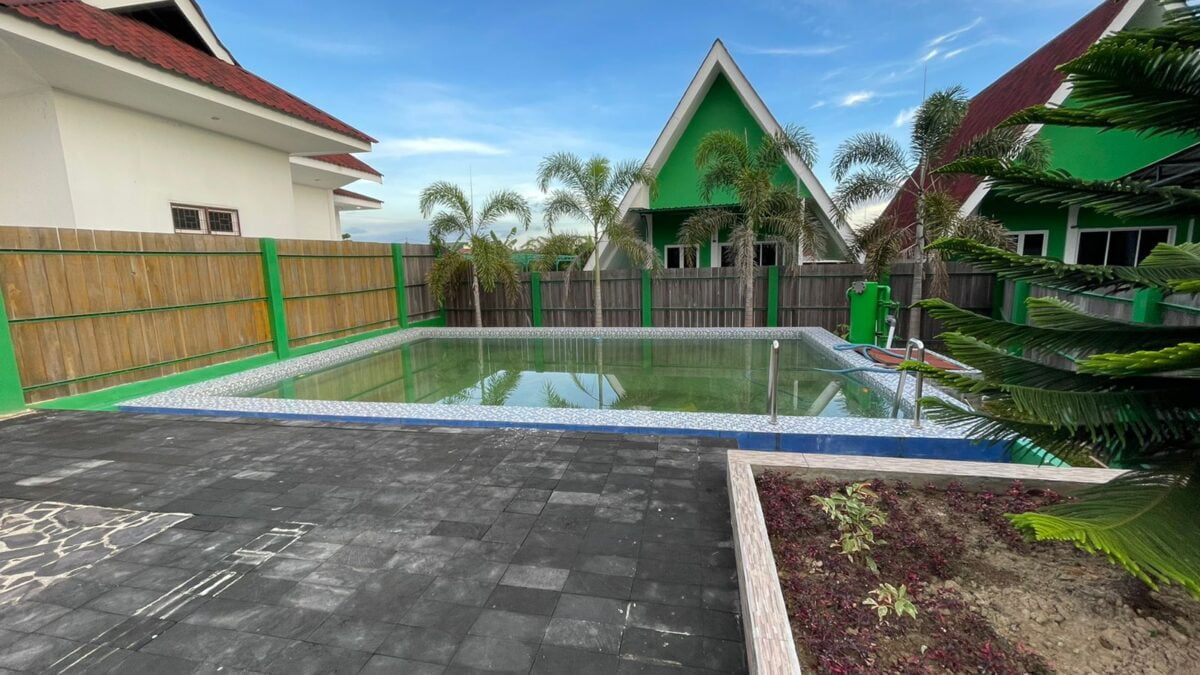 Baru-baru ini, persoalan kolam renang di rumah jabatan menjadi pemberitaan di Samarinda, Kalimantan Timur (Kaltim).  Soal adanya kolam renang di rumah jabatan, sebenarnya bukan hal baru. (Foto : Istimewa)
