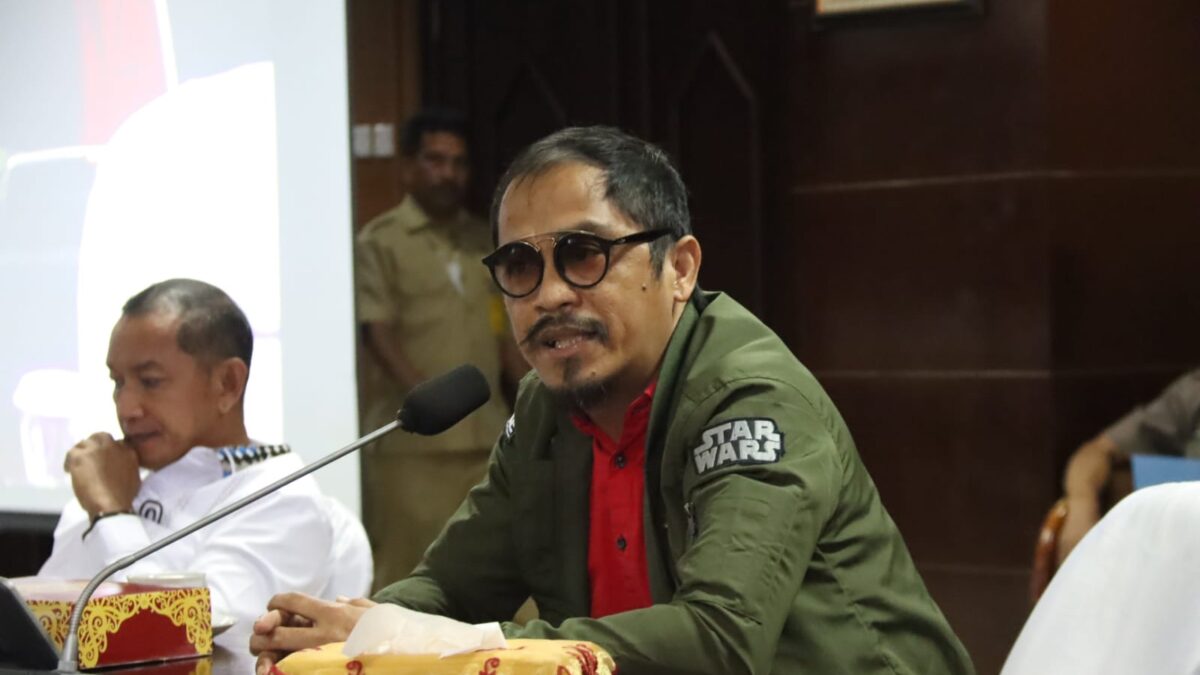 Anggota Komisi I DPRD Kalimantan Timur Martinus saat melakukan intrupsi pada Rapat Paripurna ke-22 Masa Sidang II Tahun 2022. (Ist)