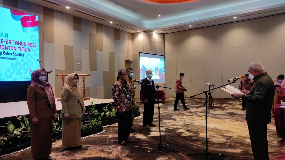 Gubernur Isran Noor melantik Satgas TPPS Provinsi Kaltim, di Ballroom Hotel Harris Jalan Untung Suropati, Kota Samarinda, Senin (18/7/2022).