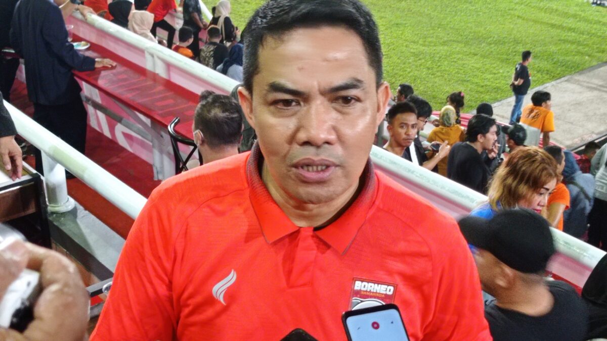 Wali Kota Samarinda berikan pesan kepada Borneo FC yang sukses melaju ke semifinal Piala Presiden, usai kalahkan PSM Makassar dengan skor 2-1 di Stadion Segiri Samarinda, pada Minggu (3/7/2022) malam. (Foto : Klausa.co)