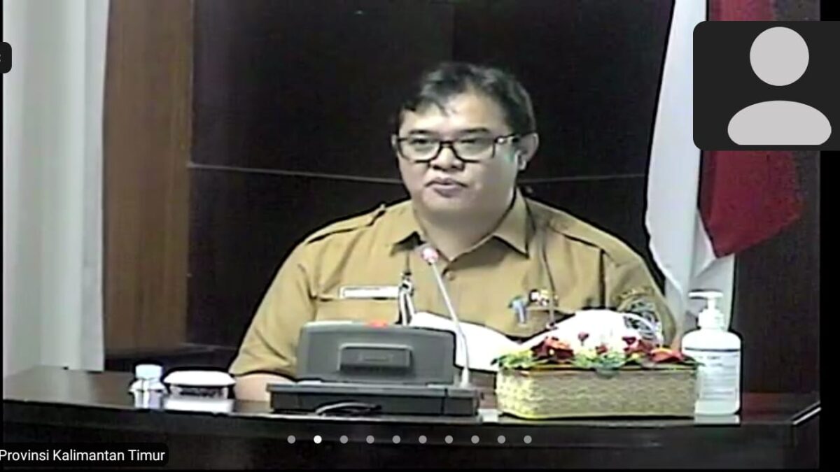 Staf Ahli Bidang Sumber Daya Alam, Perekonomian Daerah dan Kesejahteraan Rakyat Christianus Benny saat menghadiri Rapat Paripurna ke-28, Senin (15/8/2022). (Ist)