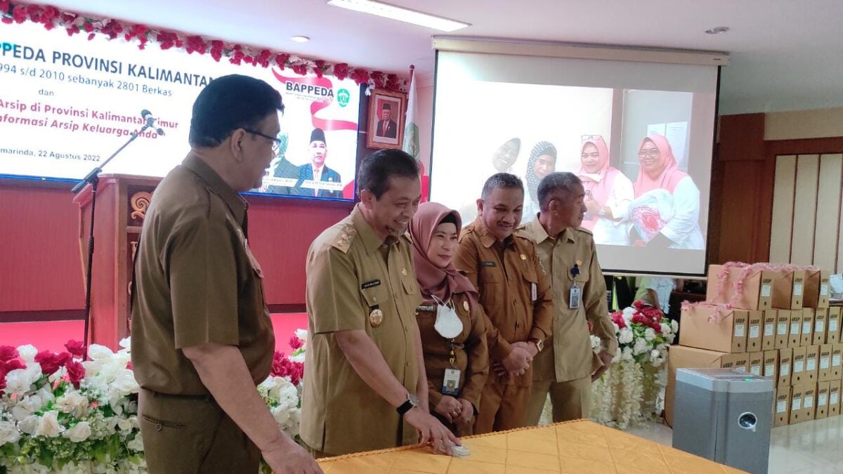 Wakil Gubernur Hadi Mulyadi saat meluncurkan program Siaga, di Kantor Bappeda Kaltim, jalan Kesuma Bangsa, Kota Samarinda. (Apr/Klausa.co)