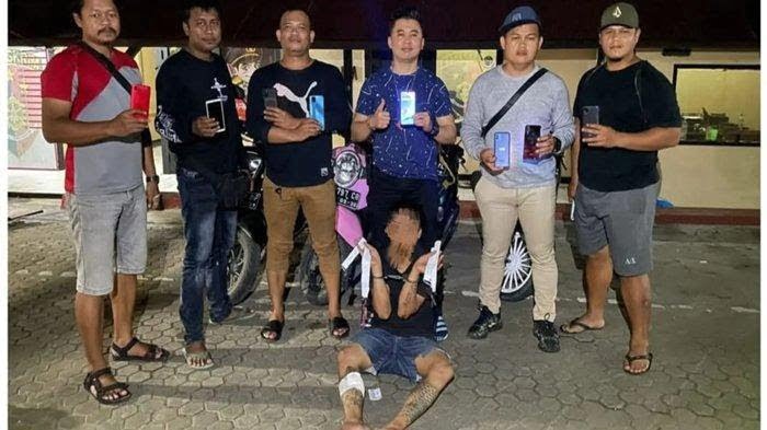 MF saat diamankan Tim Marabunta Polsek Samarinda Kota.