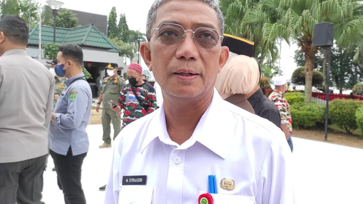 Asisten Pemerintahan dan Kesra Sekretariat Daerah Provinsi Kaltim HM Syirajudin