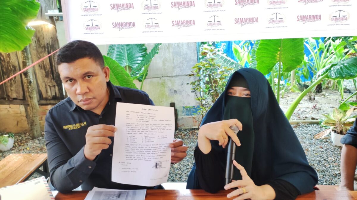 Suasana saat LBH Samarinda Berani melakukan konferensi pers terkait kasus wanprestasi yang dialami Yuliani, Rabu (12/10/2022).