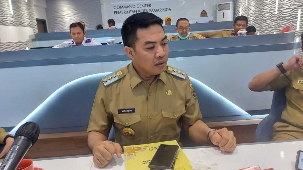 Wali Kota Samarinda, Andi Harun, saat mengikuti rapat koordinasi bersama Kemendagri RI, senin (24/02/2022)