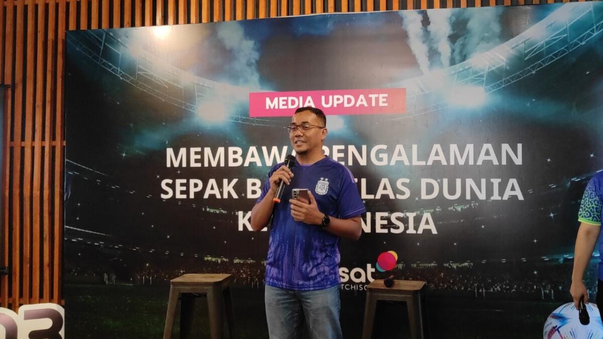 SVP Head of Region Kalimantan & Sumapa IOH Prio Sasongko dalam acara Media Update, Membawa Pengalaman Sepak Bola Kelas Dunia ke Indonesia pada Rabu (23/11/2022). (Fachrizal Muliawan/Klausa.co)