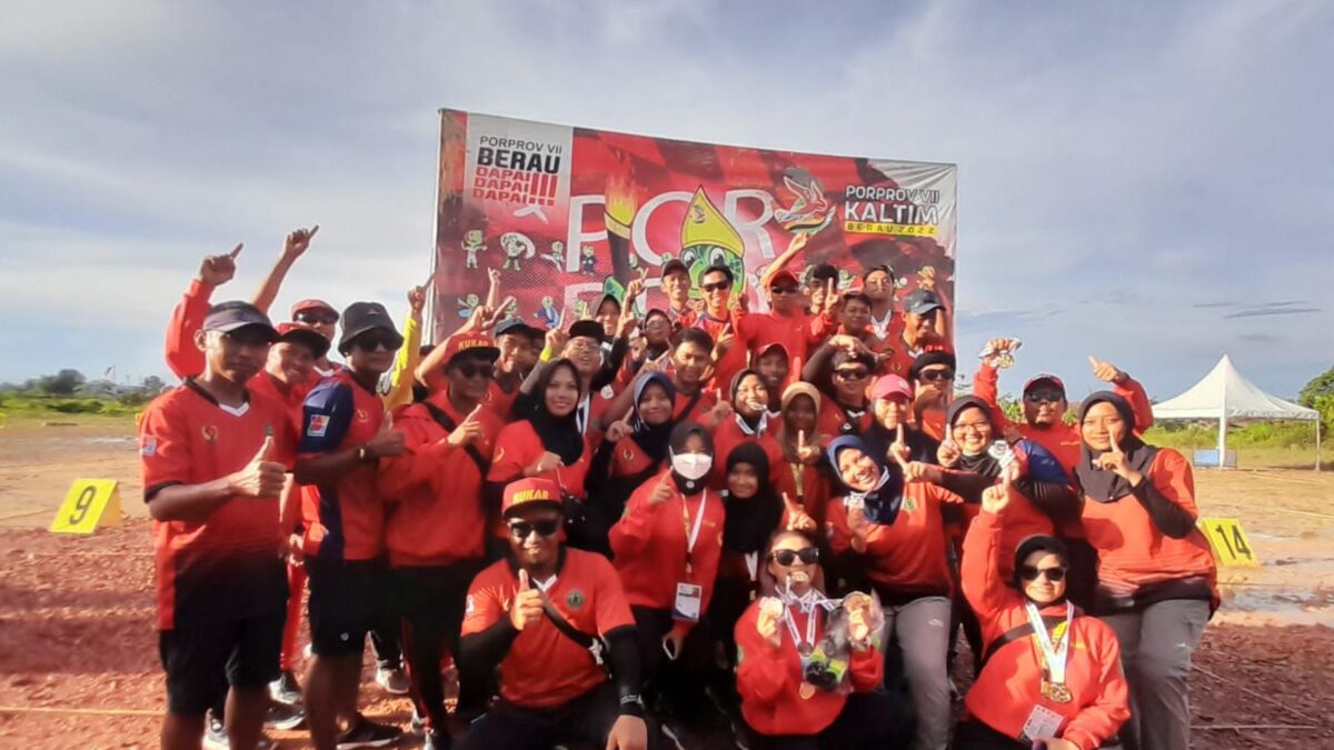 Situasi foto bersama Kontingen asal Kukar cabor panahan (Foto: Istimewa)