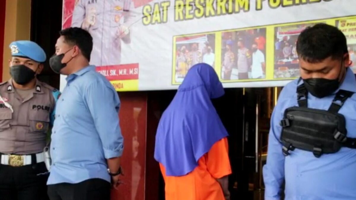 Sy pelaku pembuangan bayi setelah diamankan Satreskrim Polresta Samarinda (Foto: Istimewa)