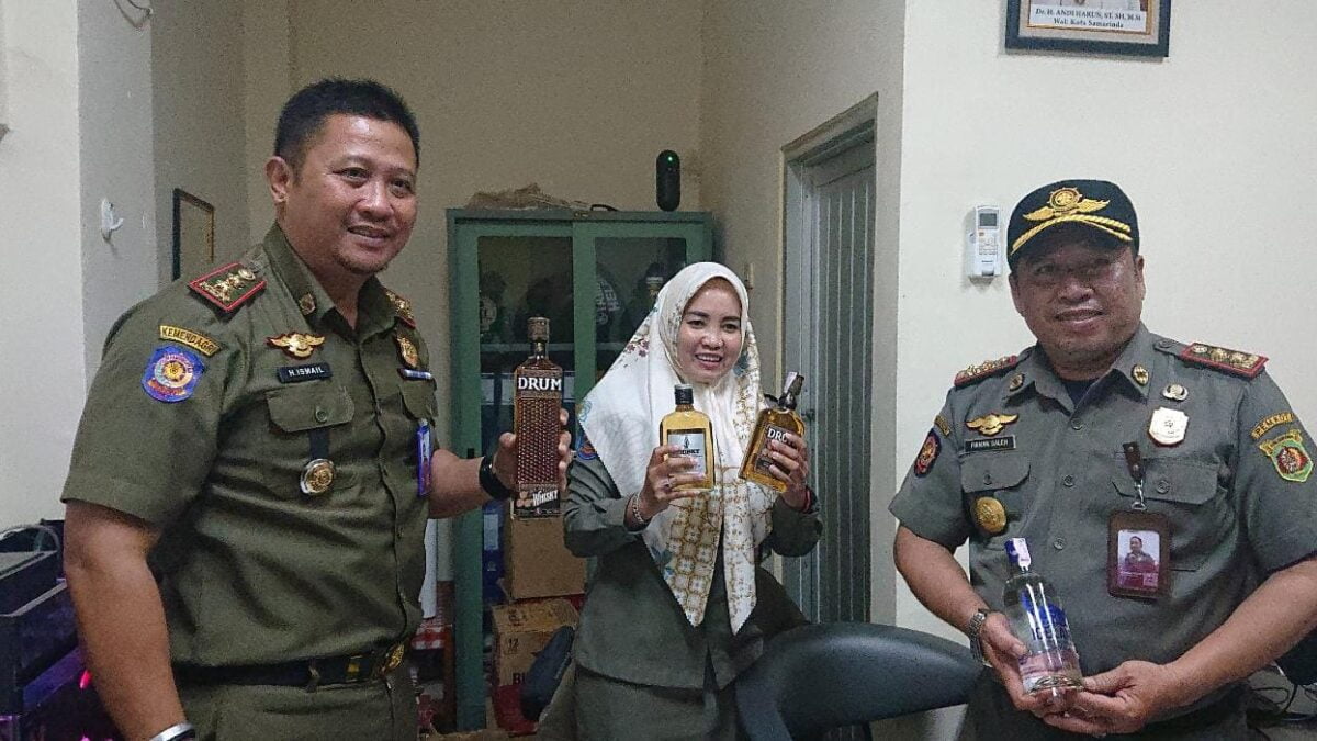 Beberapa Miras Ilegal yang berhasil di sita Satpol PP (Foto: Istimewa)