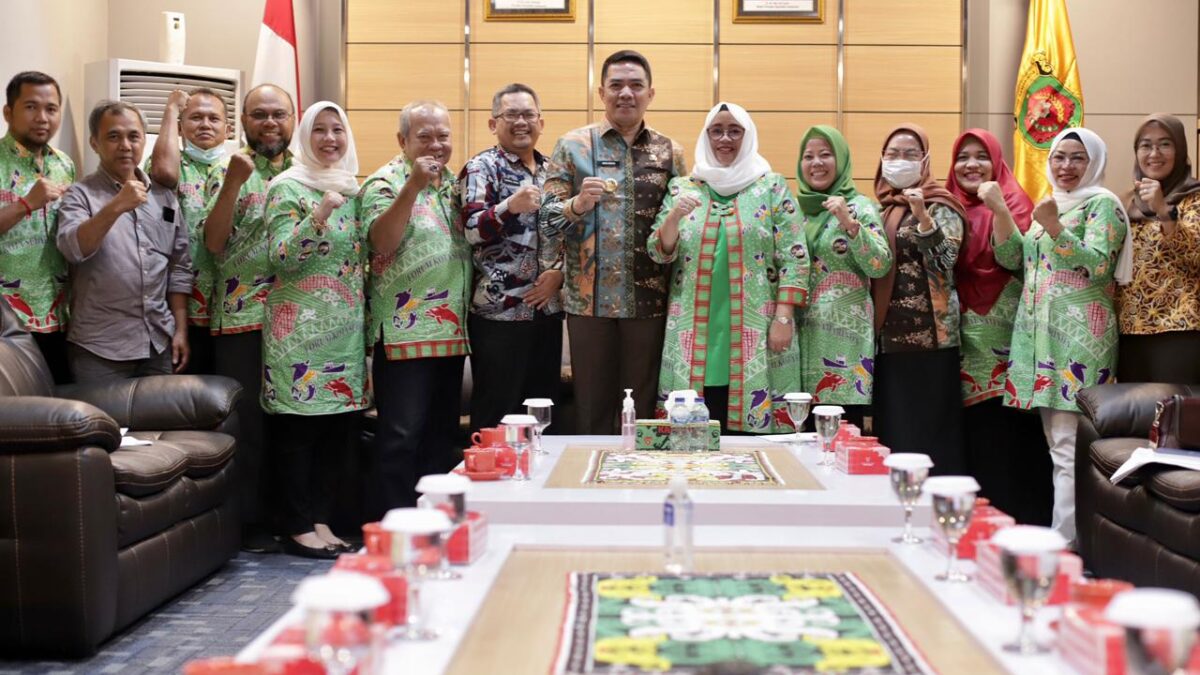 Wali Kota Samarinda, Andi Harun menerima kunjungan dari forkots Samarinda (Foto: Istimewa)
