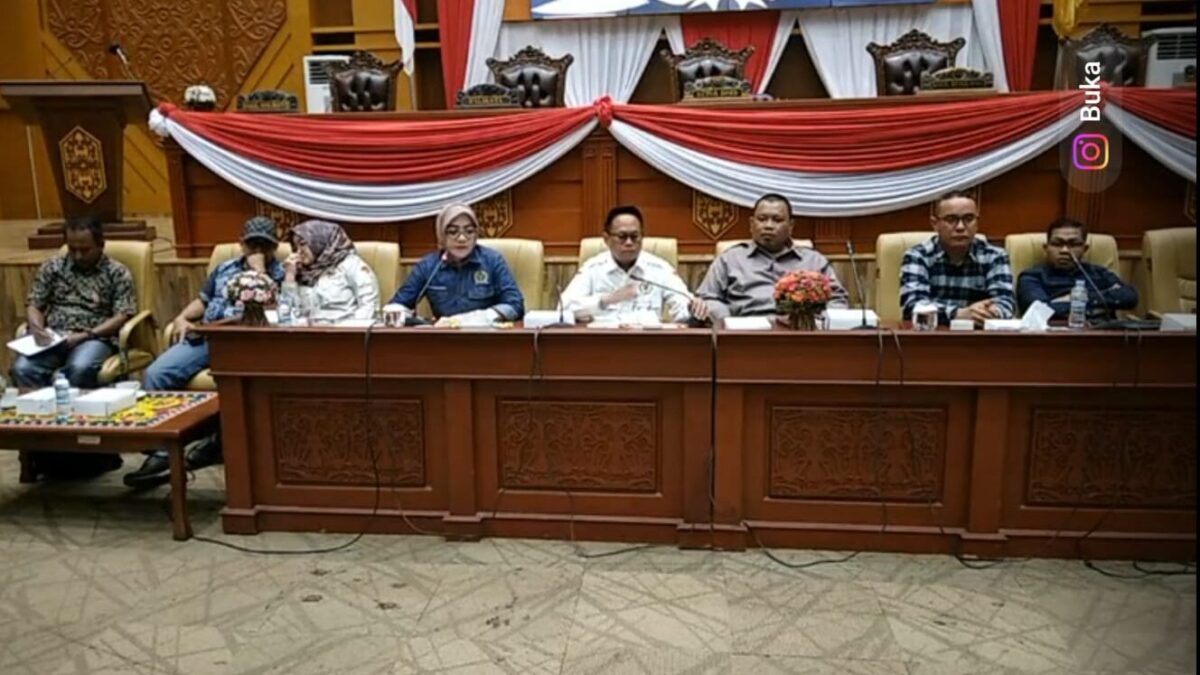 Konferensi pers yang diadakan Bapemperda Samarinda (Foto : Apr/Klausa)