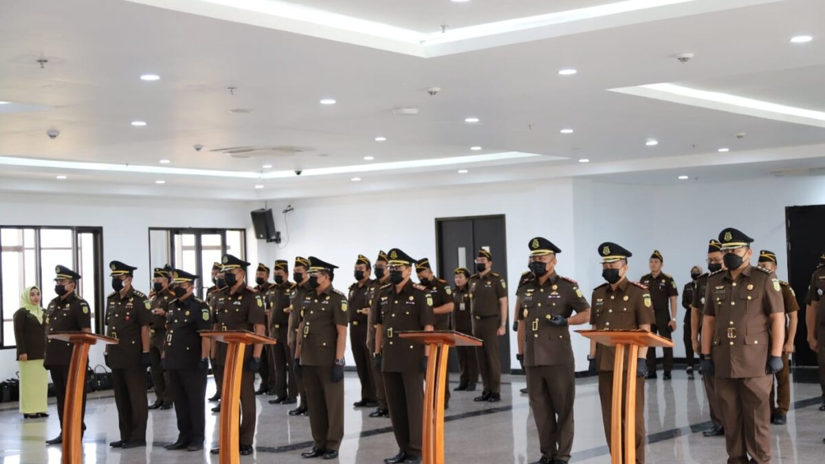 Proses pelantikan Kajari di Kejaksaan Tinggi Kaltim (Foto: Istimewa)