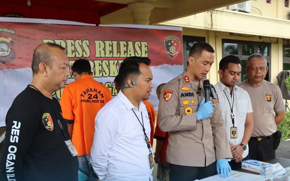 Pemilik motor sekaligus korban pencurian motor (Curanmor), ditetapkan sebagai tersangka akibat pelaku curanmor tewas diamuk massa di Kabupaten Ogan Ilir, Sumatera Selatan. (Foto : Humas Polres Ogan Ilir)