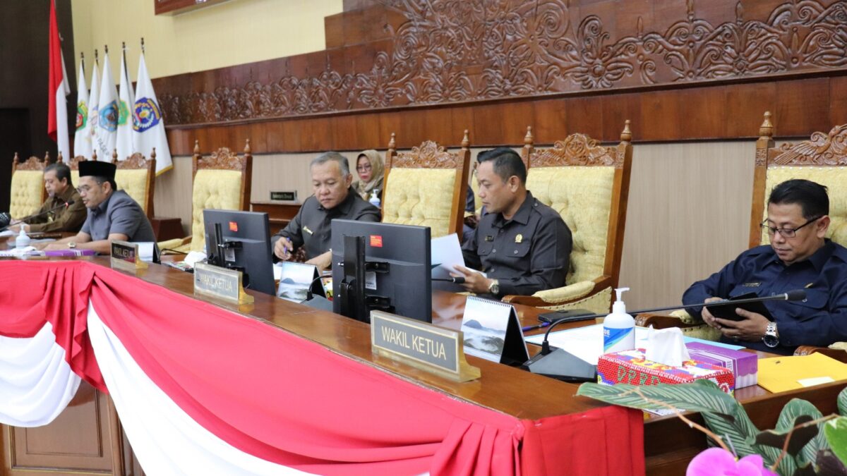 Suasana Rapat Paripurna ke-11 masa sidang pertama tahun 2023 (Foto: Humas DPRD Kaltim)