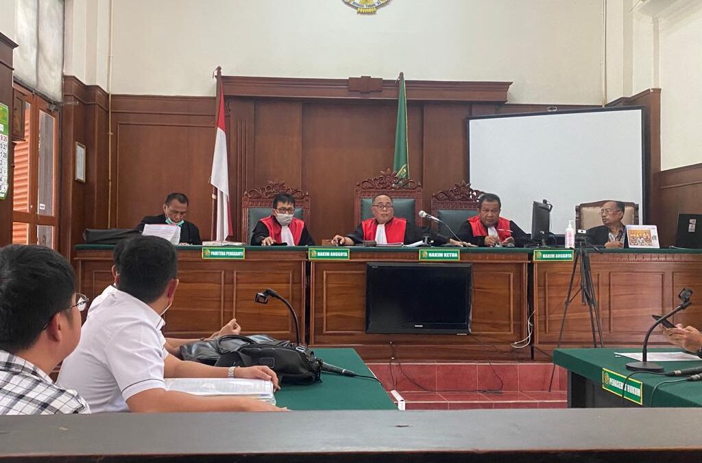 Sidang penundaan kewajiban pembayaran utang (PKPU) PT Lombok Energy Dynamics di Pengadilan Niaga PN Surabaya, Kamis (23/2/2023) sore. (Foto: Istimewa)