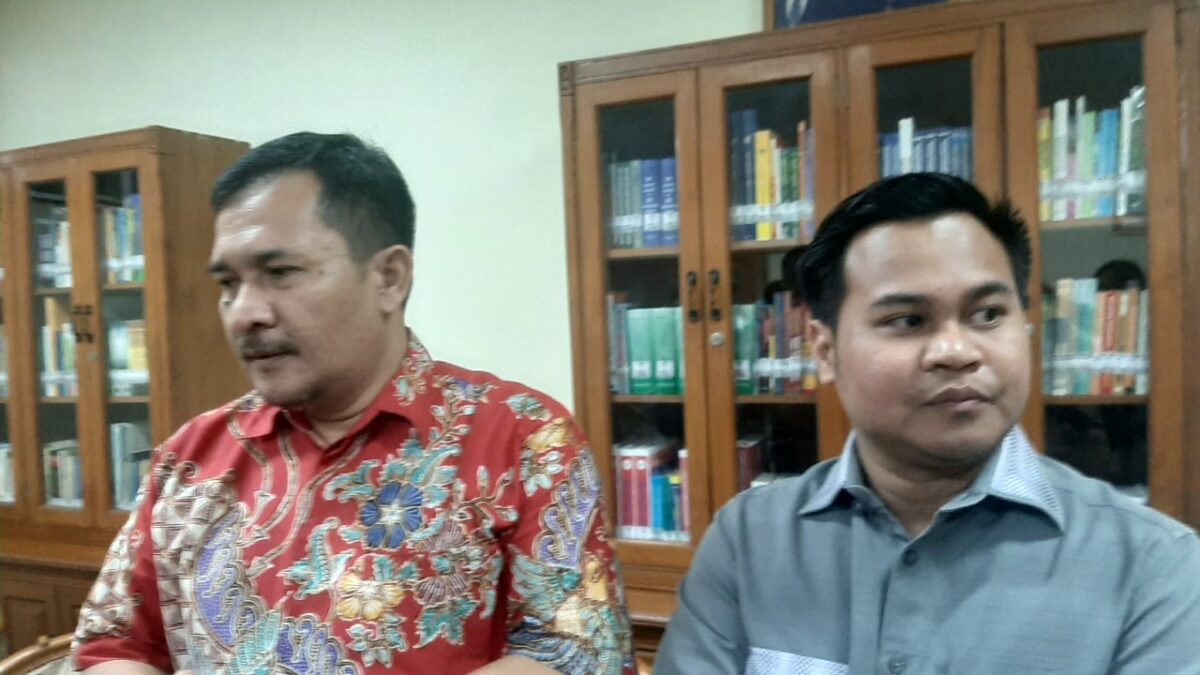 Ketua Komisi A DPRD DI Yogyakarta, Eko Suwanto (kiri) mendapat kunjungan dari Anggota DPRD Kaltim Romadhony Putra Pratama (kanan) (Foto: Istimewa)