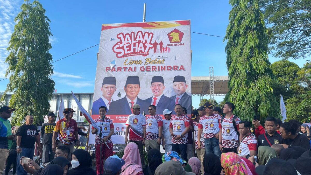 Suasana jalan sehat yang diadakan oleh DPD Gerindra Kaltim (Foto: Klausa)