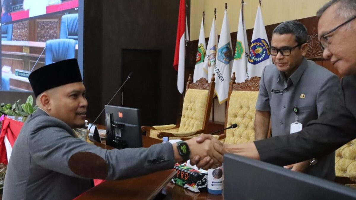 Anggota Komisi IV DPRD Provinsi Kalimantan Timur, Salehuddin saat menghadiiri rapat paripurna (foto : Istimewa)