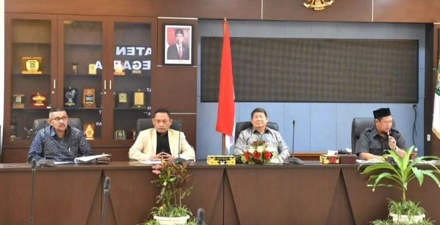 Suasana Rapat Dengar Pendapat (RDP) yang terselenggara di Ruang Badan Musyawarah (Banmus) Kantor DPRD Kutai Kartanegara (Foto: Istimewa)
