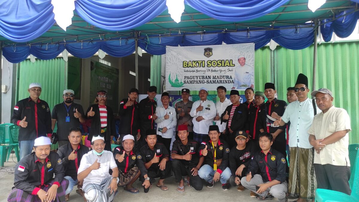 Suasana bakti sosial yang diadakan PMSS (foto: Apr/Klausa)