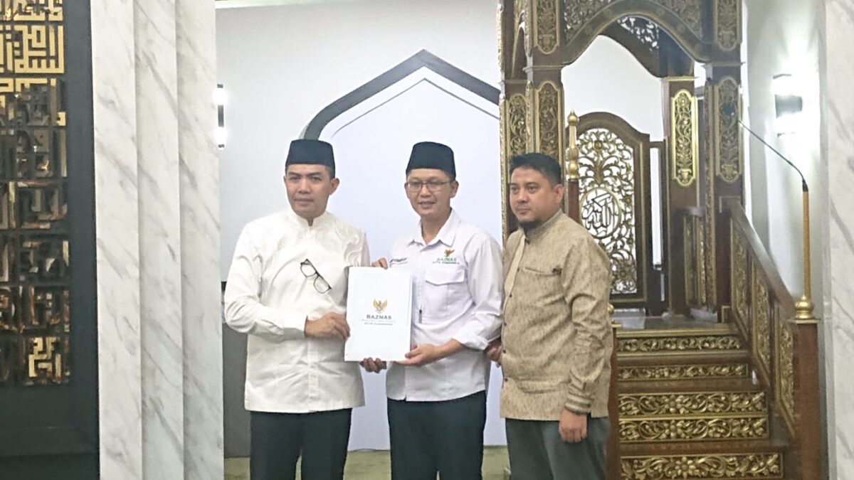 Wali Kota Samarinda, Andi Harun saat menggelar konferensi pers bapokting, di Balai Kota Samarinda, Selasa (18/4/2023).