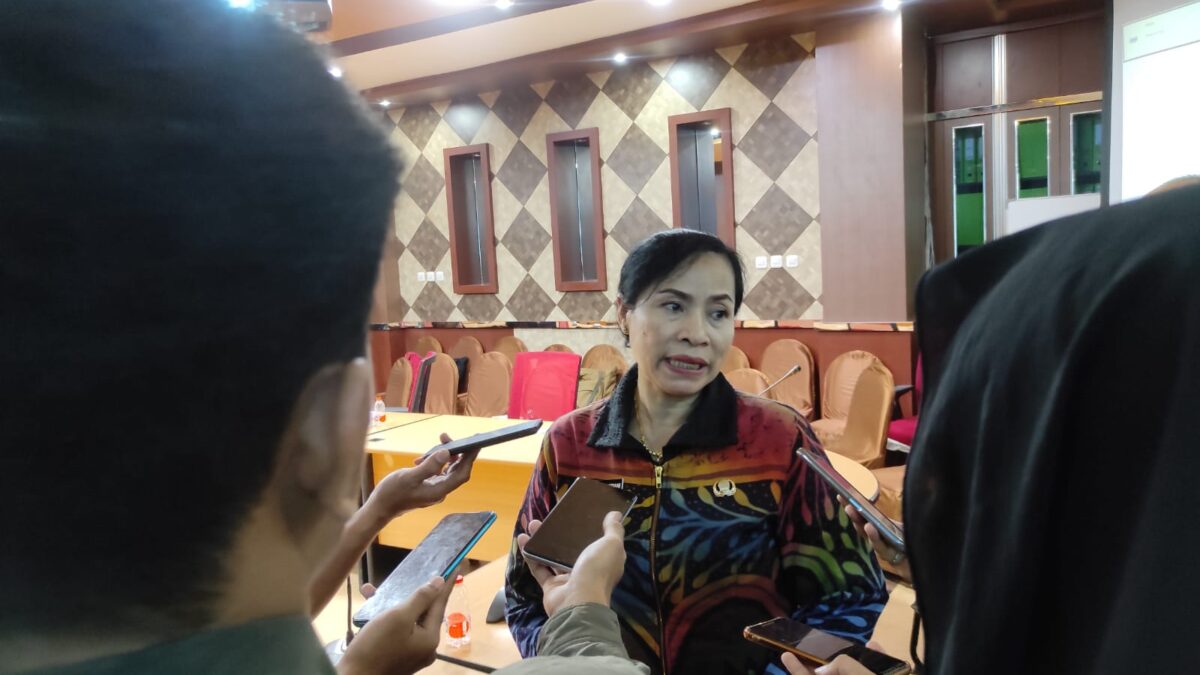 Kepala Dinas Pengendalian Penduduk dan Keluarga Berencana (DPPKB) Samarinda, I Gusti Ayu Sulistiani (Foto: Apr/Klausa.co)