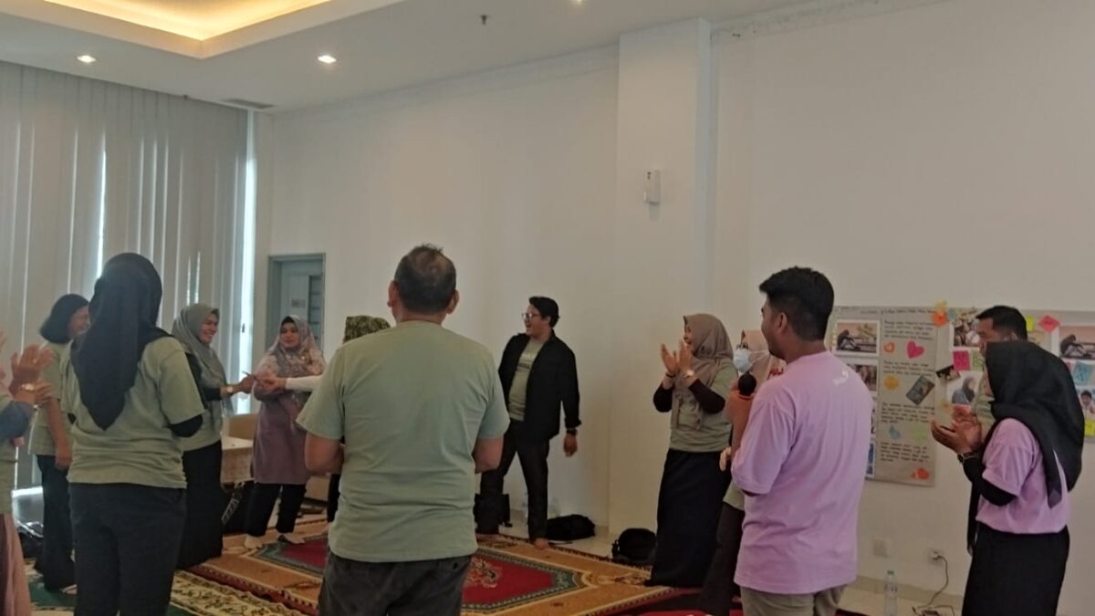 Kegiatan workshop life skill di Hotel Harris (foto: istimewa)