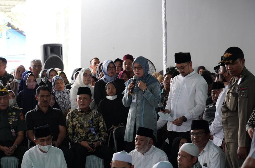 Suasana duka di kediama Gubernur Kaltim Isran Noor (foto: Adpim Pemprov Kaltim)