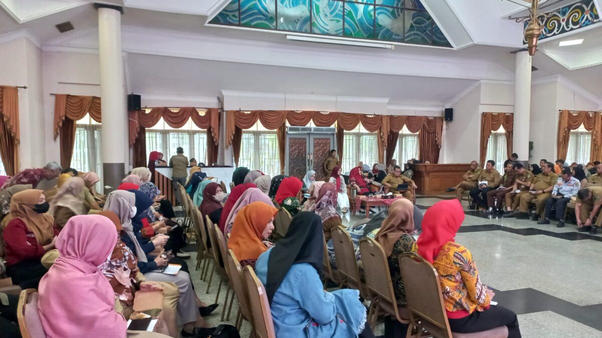 Suasana rapat persiapan HKG-PKK ke-51di Pendopo Bupati Kukar, Selasa (18/7/2023). (Foto: Istimewa)