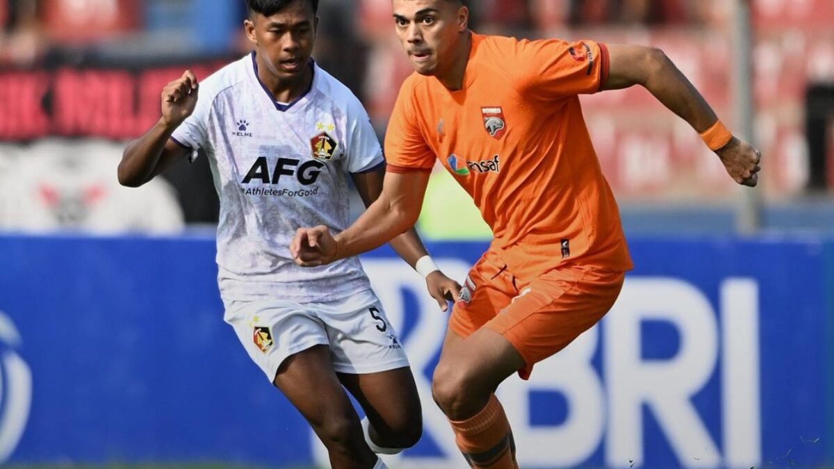 Persik Kediri sukses menahan imbang Borneo FC dalam laga pekan perdana BRI Liga 1 2024/2024 di Stadion Brawijaya, Kediri, Senin (3/7/2023) sore. (Foto: Instagram @borneofc.id)