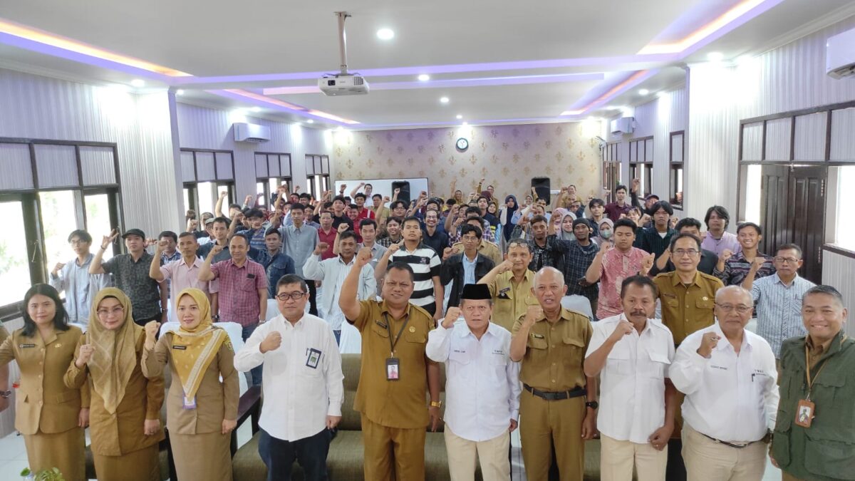 Foto bersama ratusan peserta pelatihan dan sertifikasi bagi calon tenaga kerja IKN (Foto: Apr/Klausa)