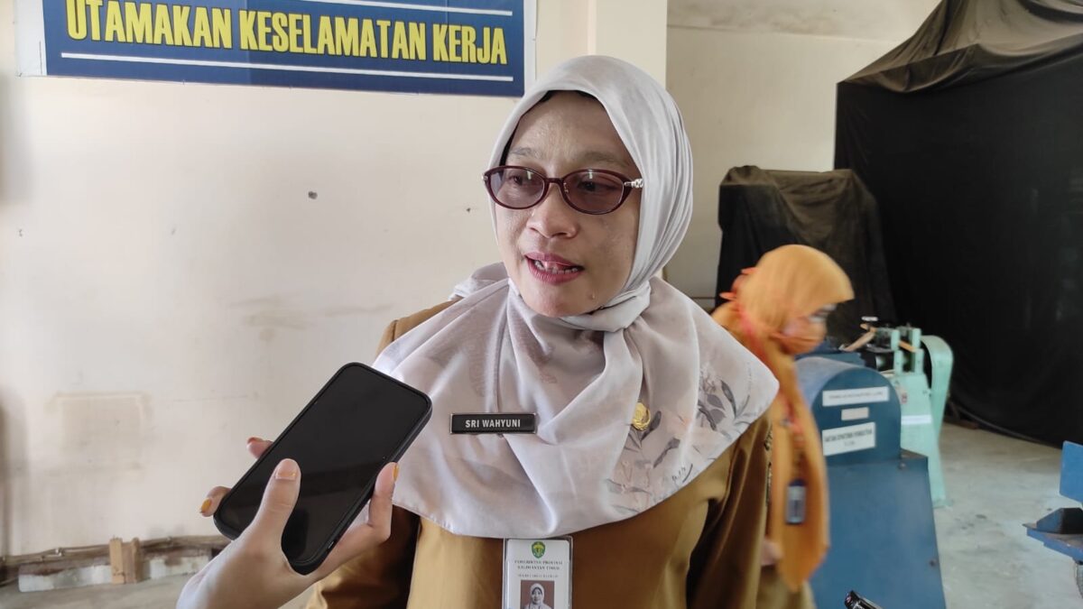 Sekdaprov Kaltim, Sri Wahyuni (Foto: Apr/Klausa)