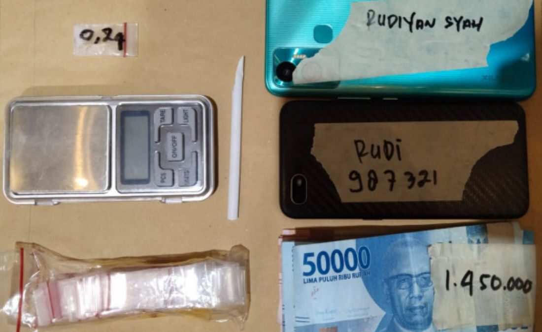 Barang bukti yang berhasil diamankan dari Rudi Haryanto (Foto: Istimewa)