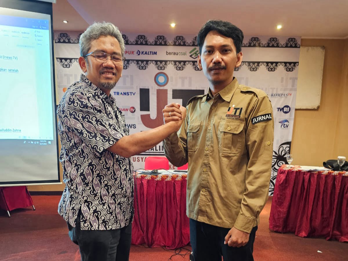 Arditya Abdul Aziz resmi dilantik sebagai ketua IJTI Kaltim (Foto: Istimewa)
