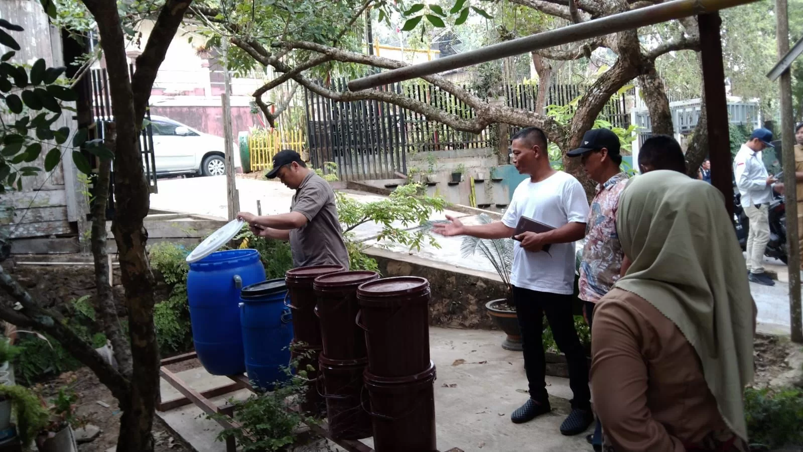 Penilaian kebersihan pada Kelurahan Maluhu (Foto: Dy/Istimewa)
