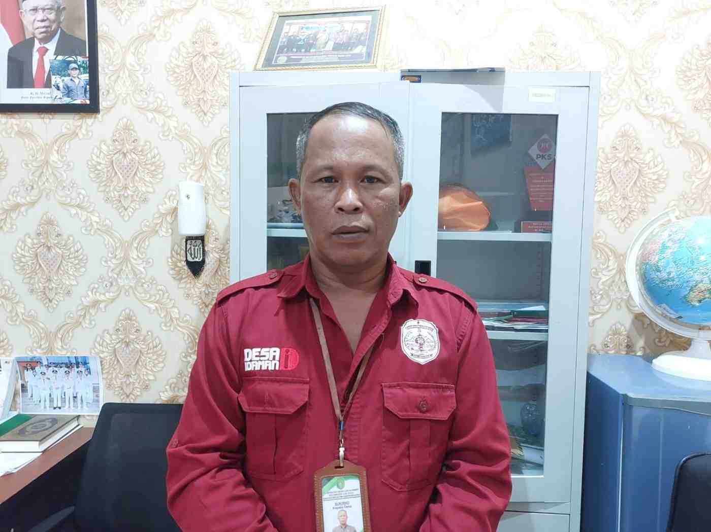 Kepala Desa Loh Sumber, Sukirno (Foto: istimewa)