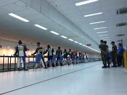 Olahraga menembak di lapangan tembak Manggar (Foto: Istimewa)