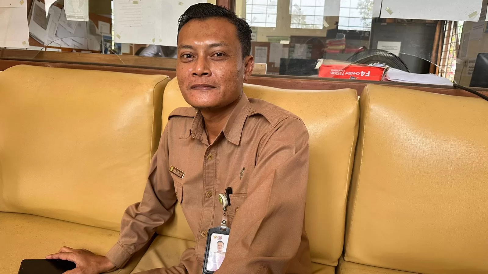 Kasi Sosial Kelurahan Bukit Biru, Awaluddin Afif (Foto: Istimewa)
