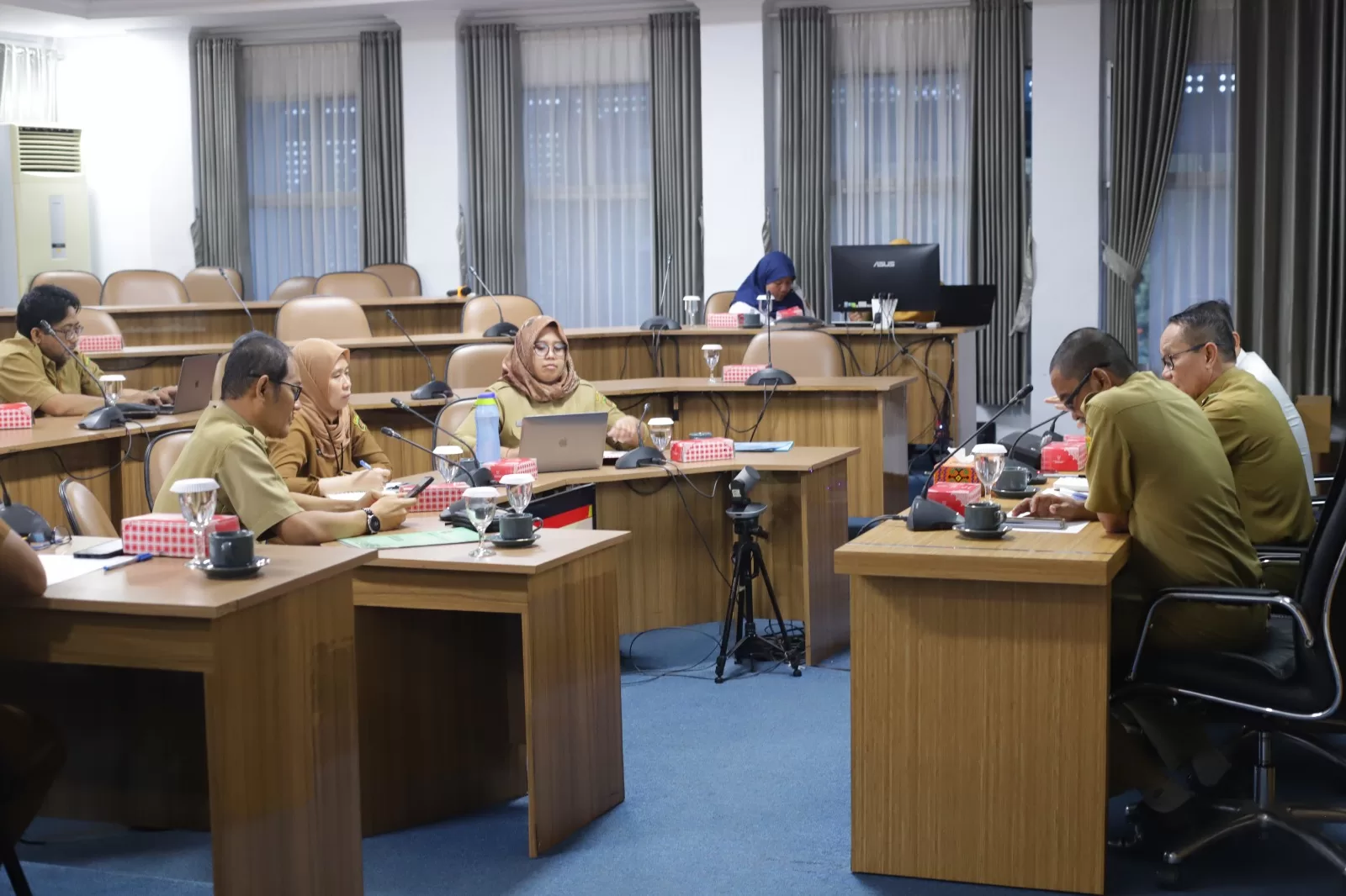 Wakil Wali Kota Samarinda, Rusmadi Wongso menggelar rapat bersama Dishub Kota Samarinda dan OPD lainnya (Foto: Ney/Klausa)