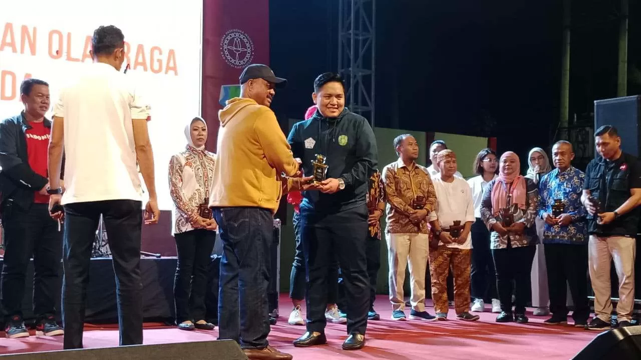 Malam Penganugerahan bagi mereka yang telah berkontribusi dalam bidang olahraga dan kepemudaan (Foto: Istimewa)