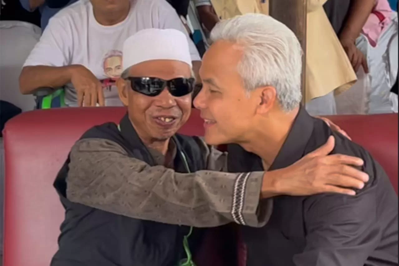 Ganjar Pranowo saat mengunjungi komunitas disabilitas di Loka Bina Karya, Balikpapan (Foto: Istimewa)