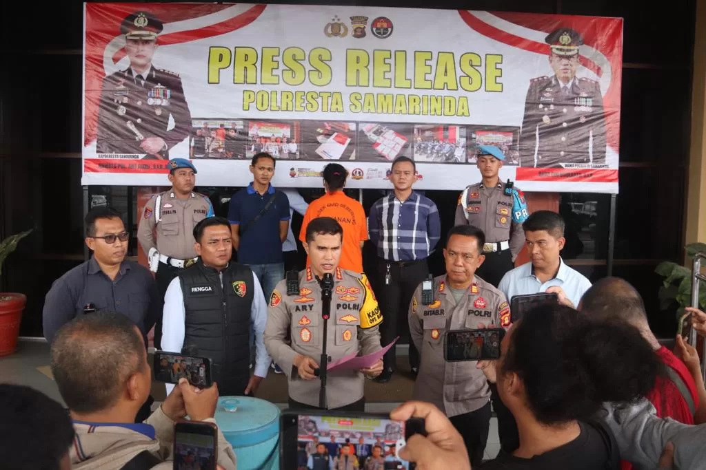 Pers release kasus pembunuhan bayi dalam termos nasi (Foto: Istimewa)