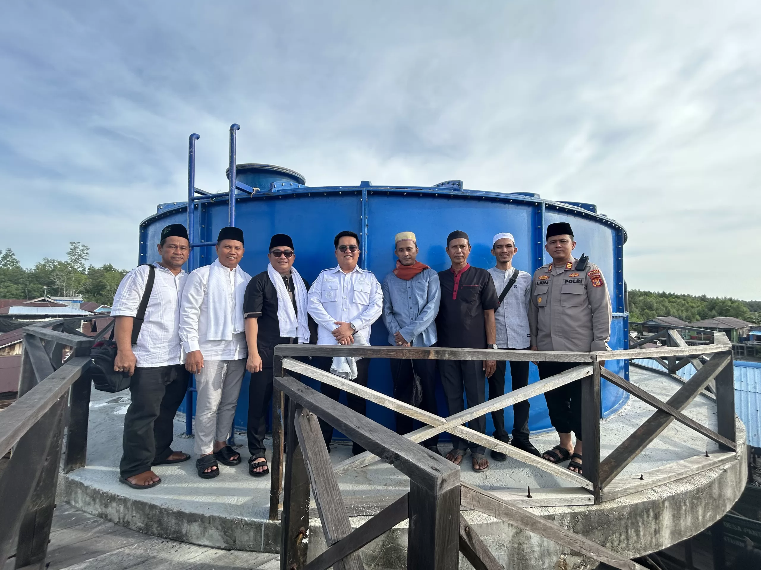 Pembangunan fasilitas air bersih di Desa Muara Pantuan (Foto: Istimewa)