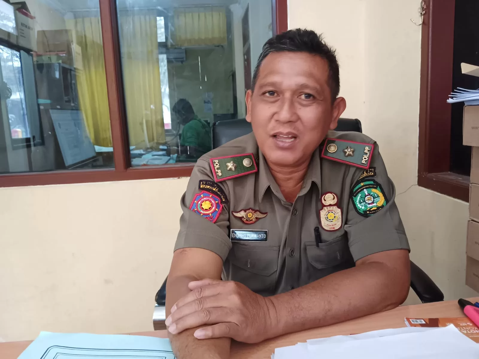 Endang Purwanda, Kepala Seksi Ops Trantib Satuan Polisi Pamong Praja (Satpol PP) Kukar (Foto: Ah/Klausa)