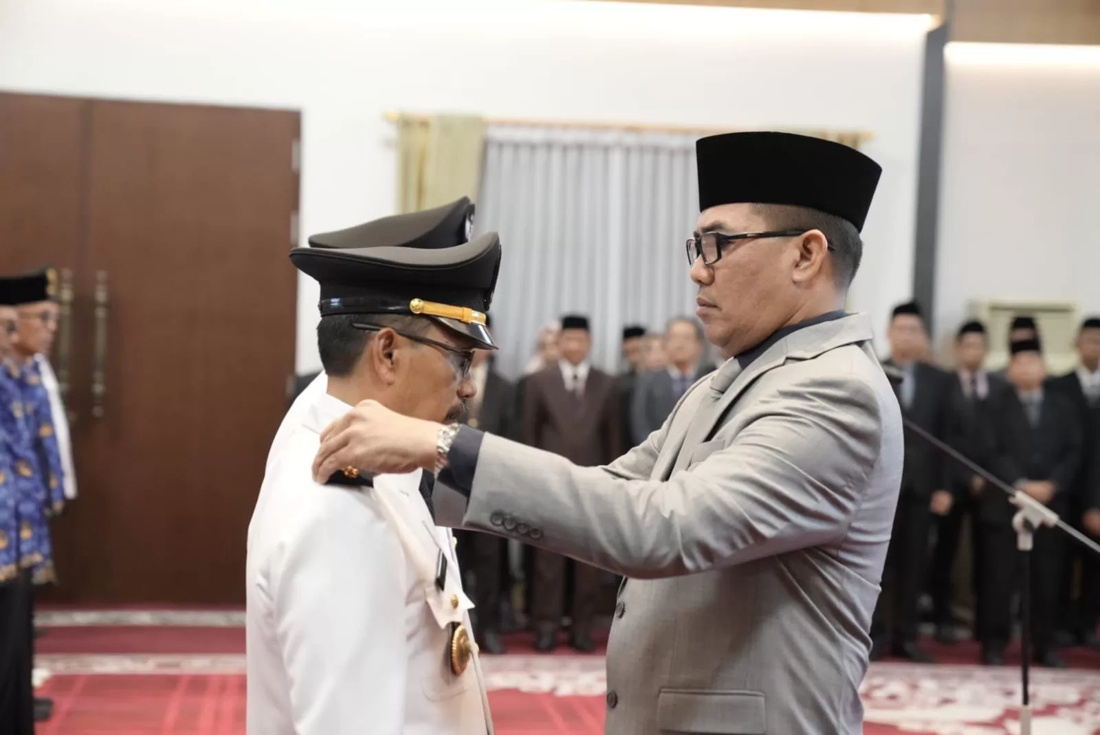 Wali Kota Samarinda, Andi Harun saat melakukan pelantikan 156 pejabat (Foto: Yah/Klausa)